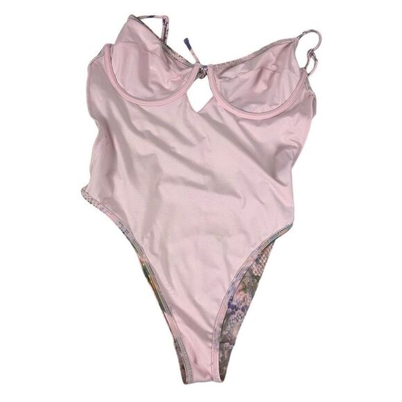 UO Out From Under One Piece Swimsuit size Large Pink Underwire - Picture 3 of 7